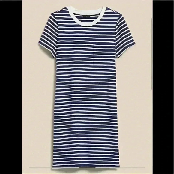 Banana Republic Mini T-Shirt Dress - Picture 4 of 6